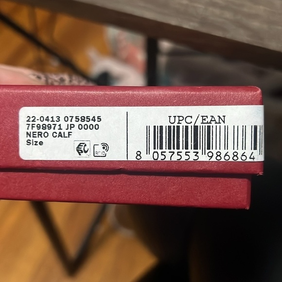 Ferragamo Gancini credit card holder crossbody - Picture 10 of 10